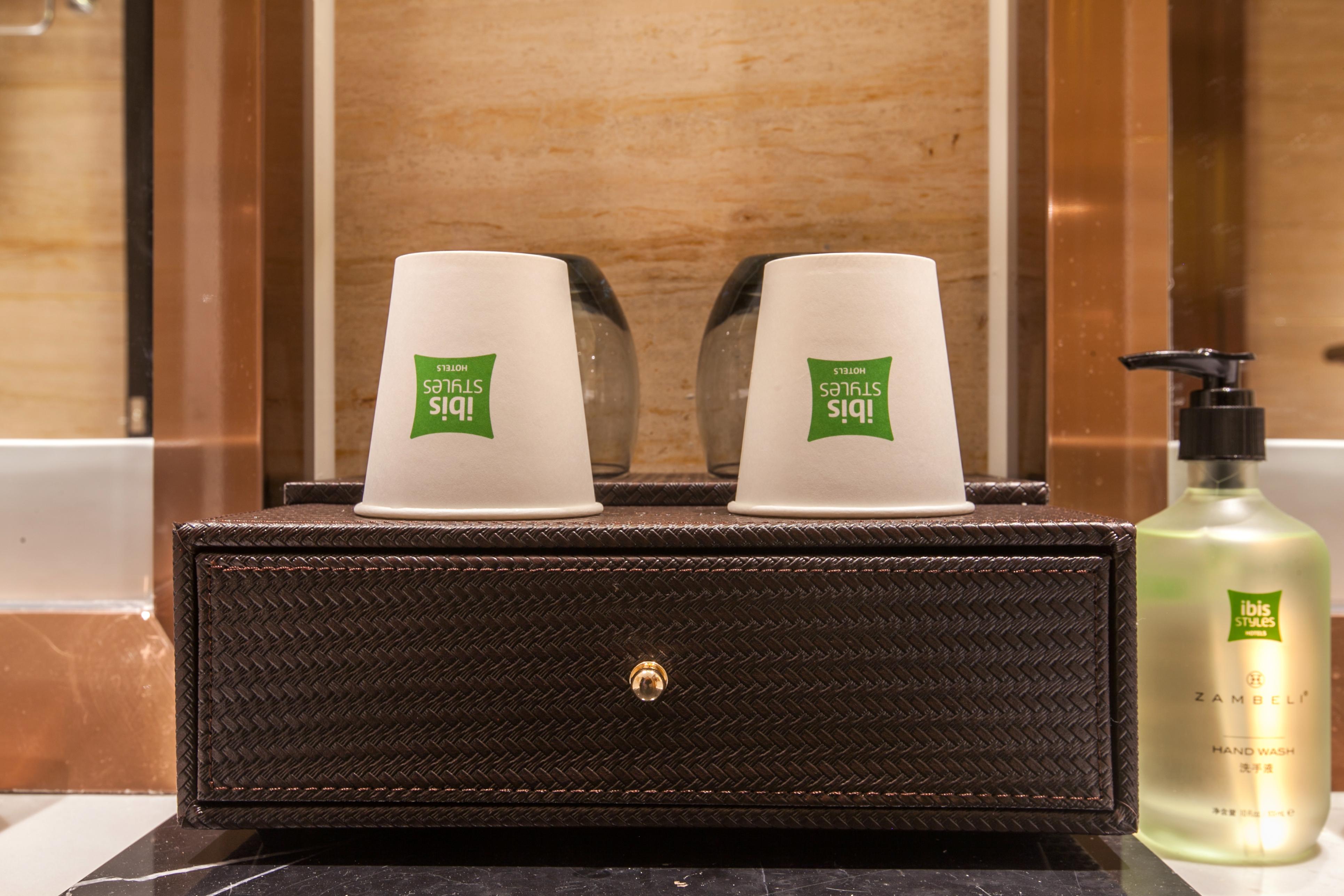 Ibis Styles Wuhan Optics Valley Square Hotel Екстериор снимка