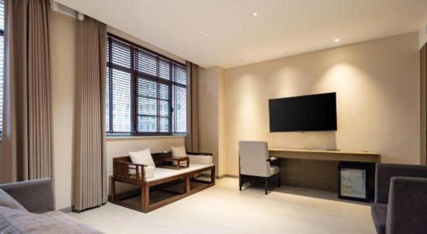 Ibis Styles Wuhan Optics Valley Square Hotel Екстериор снимка