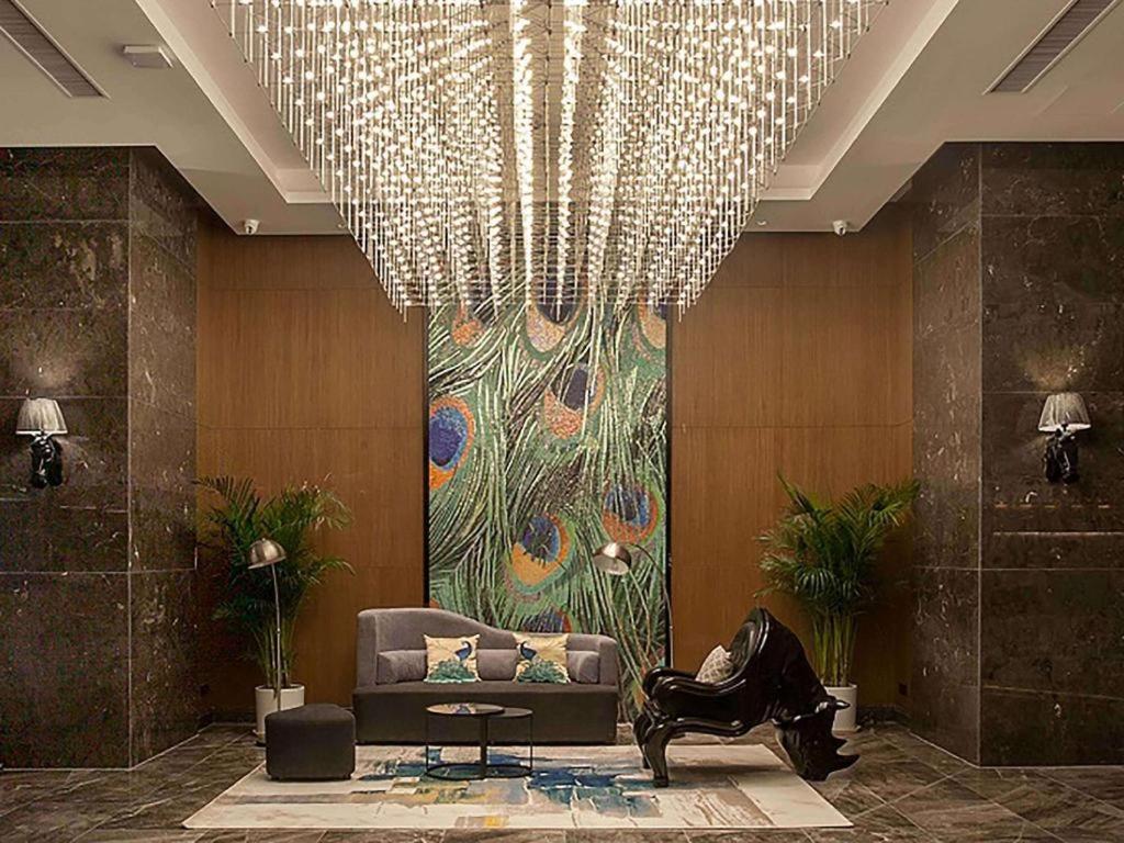 Ibis Styles Wuhan Optics Valley Square Hotel Екстериор снимка